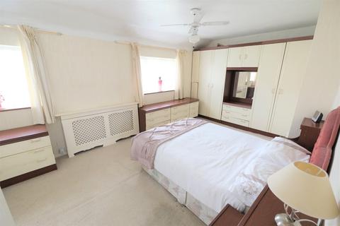 20 Thorndon Close, St Pauls Cray, Orpington, BR5 2SJ