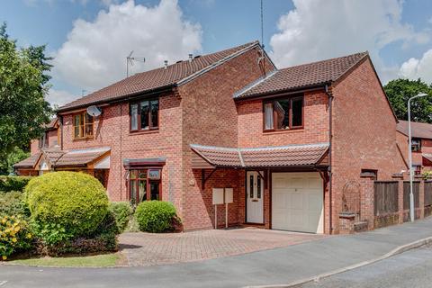 9 Avonbank Close, Hunt End, Redditch, B97 5XR