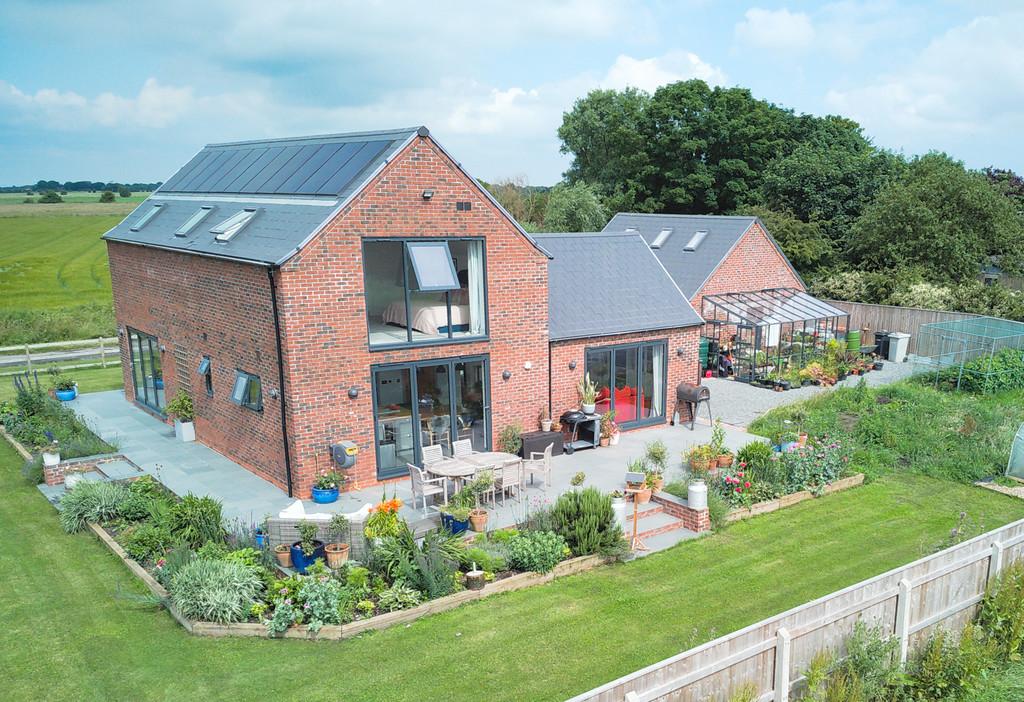 Enderby House, Theddlethorpe LN12 1NX 3 bed detached house £450,000
