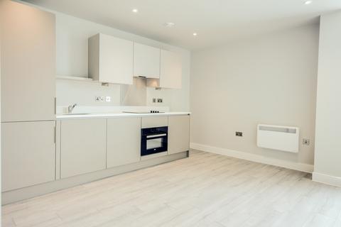 Studio to rent, One Thames Valley