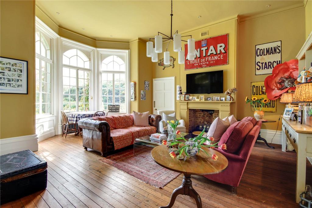 Breakfast Room