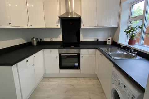3 bedroom mews to rent - Whirley Close, Heaton Chapel