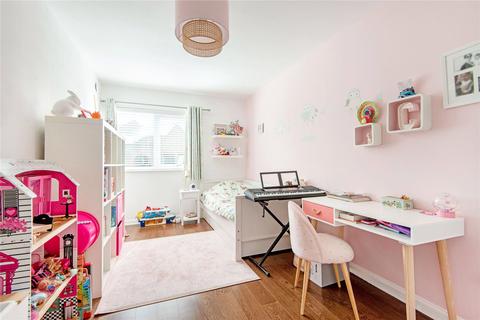5 Goodhart Place, London, E14 8EG