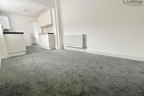 2 bedroom flat to rent, Ilkeston Road Nottingham NG7