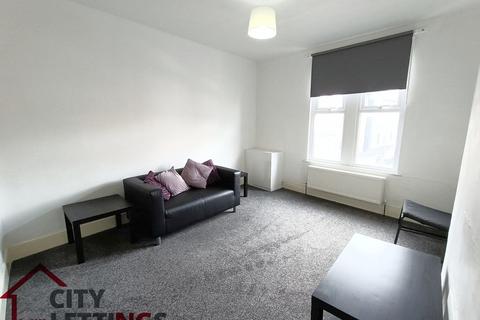 2 bedroom flat to rent, Ilkeston Road Nottingham NG7