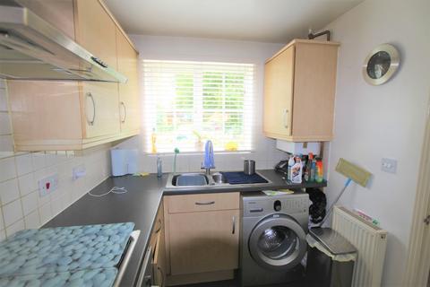99 Bascombe Grove, Dartford, DA1 3RH