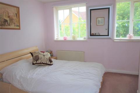 99 Bascombe Grove, Dartford, DA1 3RH
