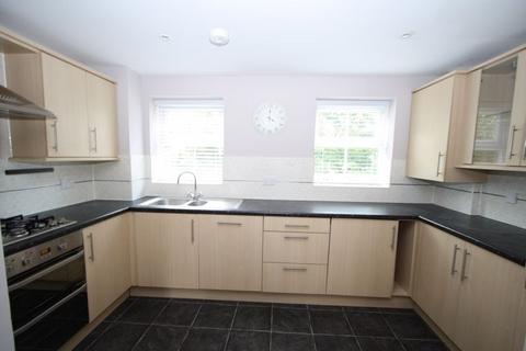 2 bedroom apartment to rent, White's Way, Hedge End, SO30 2JX