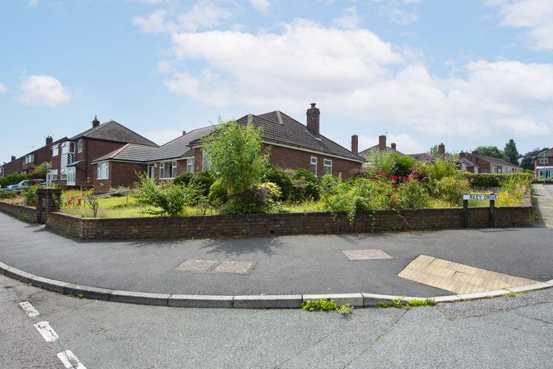 Oxford Road, Higher Runcorn 2 bed semidetached bungalow £160,000