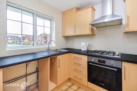2 bedroom semi-detached bungalow to rent, Greenfield Gardens, Flanderwell