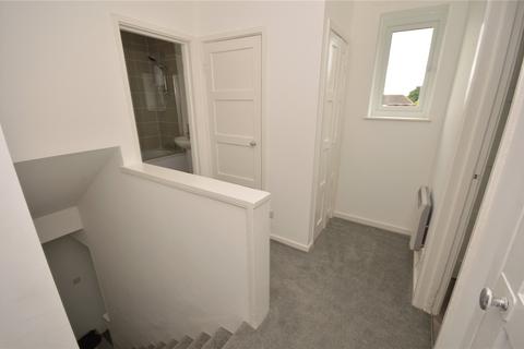 18 Lanshaw Close, Leeds, LS10 3PD