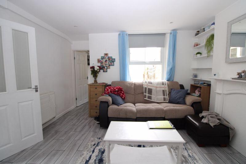 Daniell Road, Truro 4 bed end of terrace house £325,000