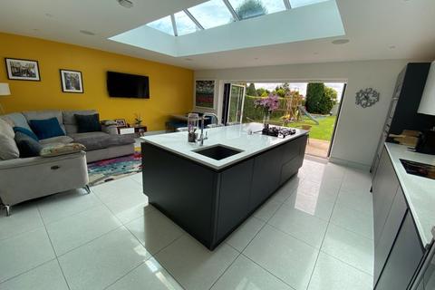 18 Hill Lane, Bassetts Pole, Sutton Coldfield, B75 6LF