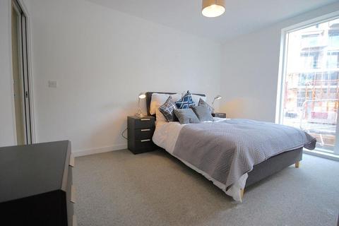 2 bedroom apartment to rent, City Road, Hulme, Manchester, M15 5GH