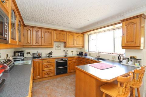 18 Ampthill Road, Flitwick, Bedford, MK45 1AY