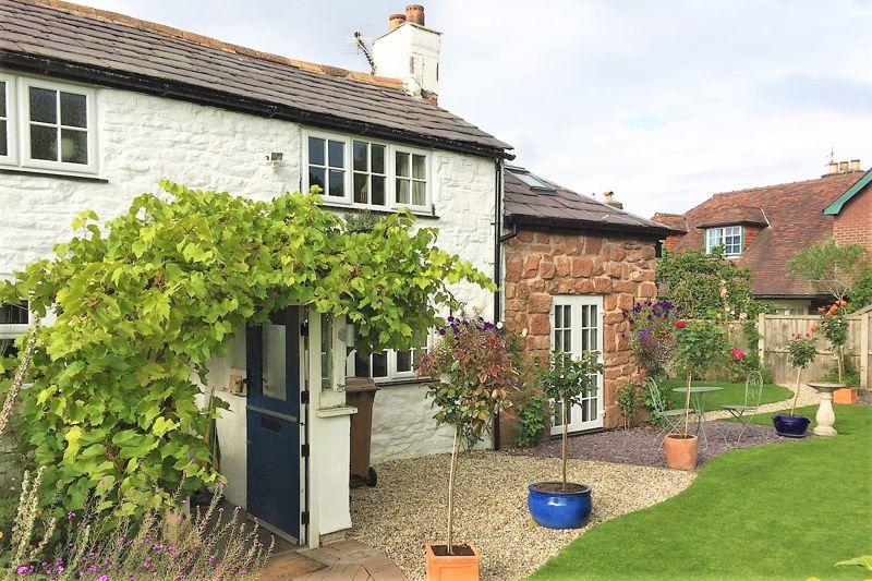 Lightfoot Lane, Heswall 2 bed semidetached house £290,000