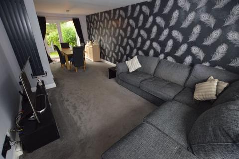 5 Highlands, Littleborough, OL15 0DS