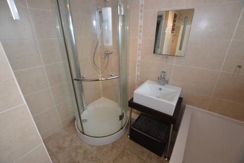 5 Highlands, Littleborough, OL15 0DS