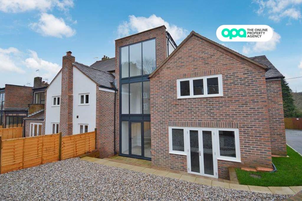 Hodge Bower, Ironbridge, Telford, TF8 2 bed apartment £180,000