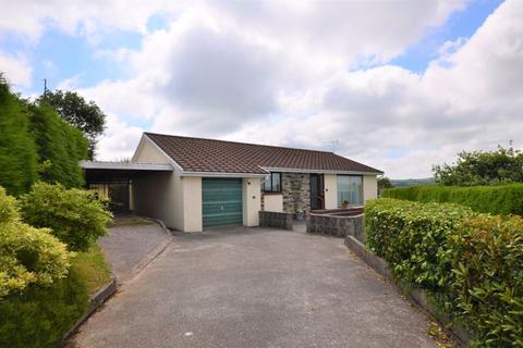 6 Dawe Crescent, Bodmin, PL31 1PY