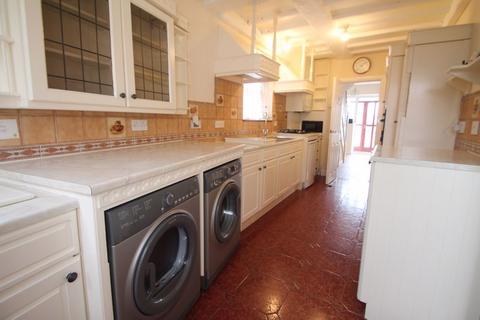 4 bedroom semi-detached house to rent, Peel Way, Uxbridge, UB8