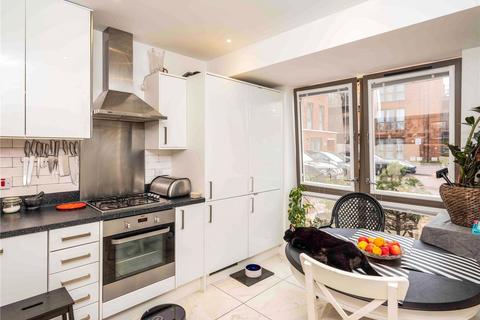 6 Nihill Place, Croydon, CR0 6FT