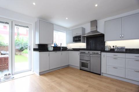 55c North Street, Carshalton, SM5 2HG