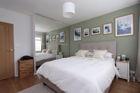 55c North Street, Carshalton, SM5 2HG
