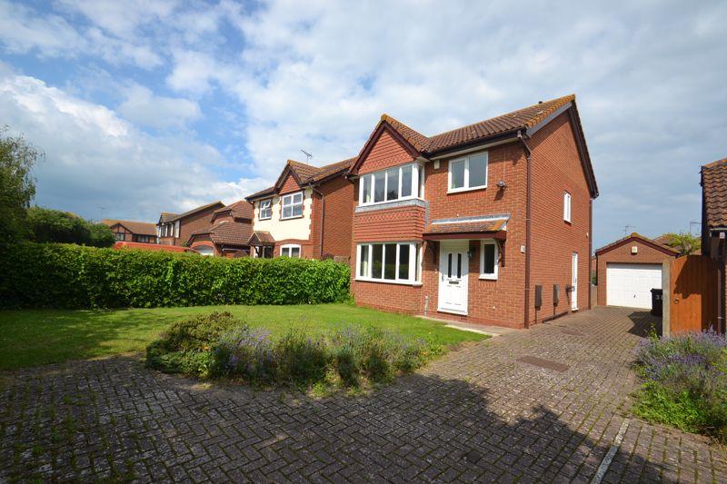 Salmon Crescent, Minster 3 bed detached house £345,000