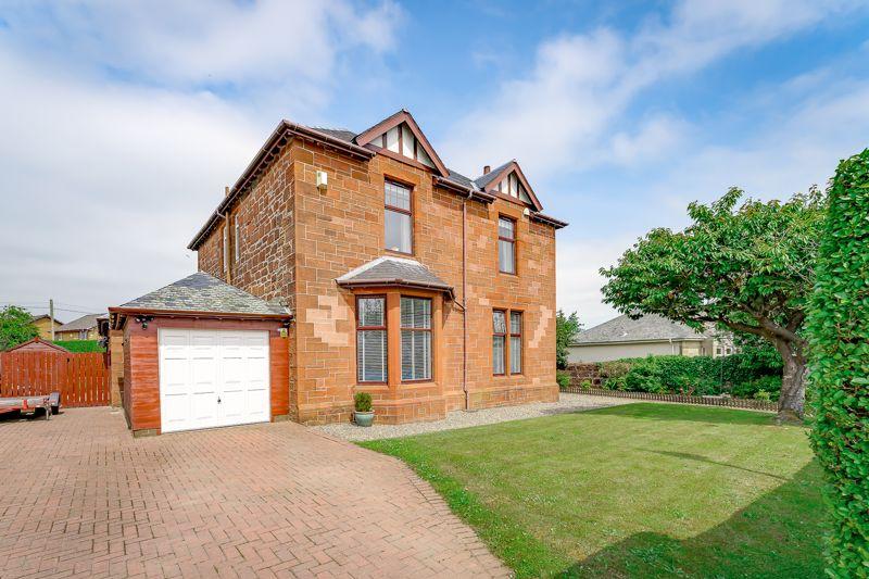 29 James Street, Dalry, KA24 5ET 4 bed detached house £340,000