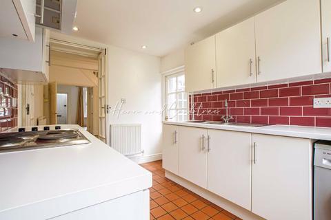 59 Romilly Crescent, Cardiff, CF11 9NQ