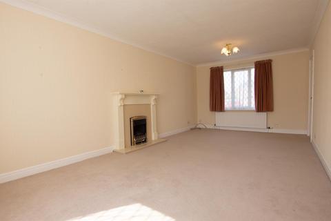 4 bedroom detached house to rent - 16 Harrow Glade, Clifton, York, YO30