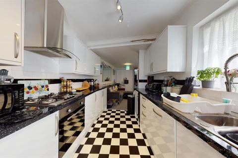 6 Sea View Square, Herne Bay, CT6 5JH