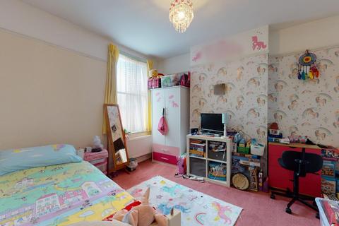 6 Sea View Square, Herne Bay, CT6 5JH