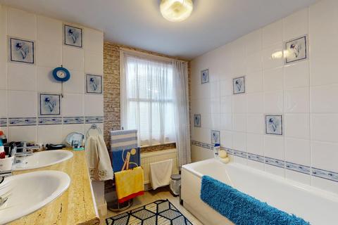 6 Sea View Square, Herne Bay, CT6 5JH