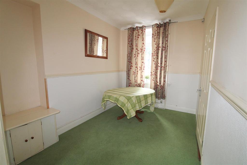 Eva Street, Neath 3 bed end of terrace house £95,950