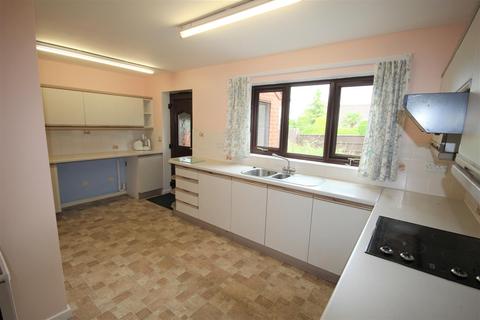 3 Ash Tree Hill, Cheadle, Stoke-on-trent, ST10 1UQ