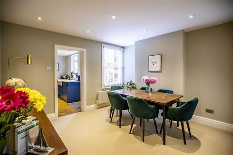 22 Upper Heath Road, St Albans, AL1 4DN