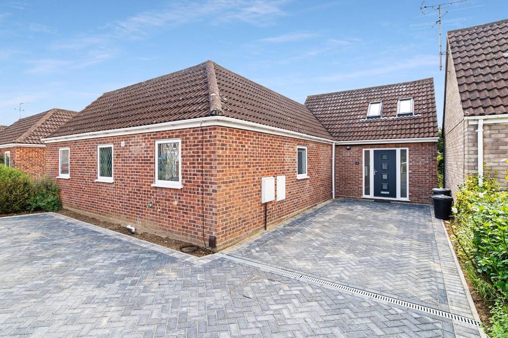 Broad Oaks Park, Colchester 4 bed detached bungalow £400,000