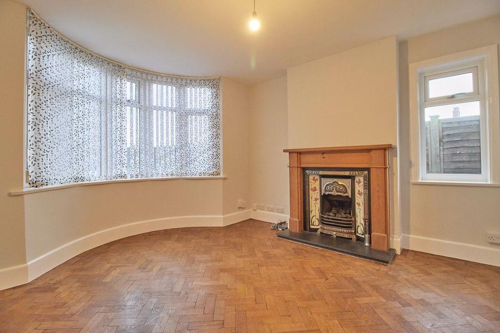 Charles Street, Hinckley 3 bed semidetached house £850 pcm (£196 pw)
