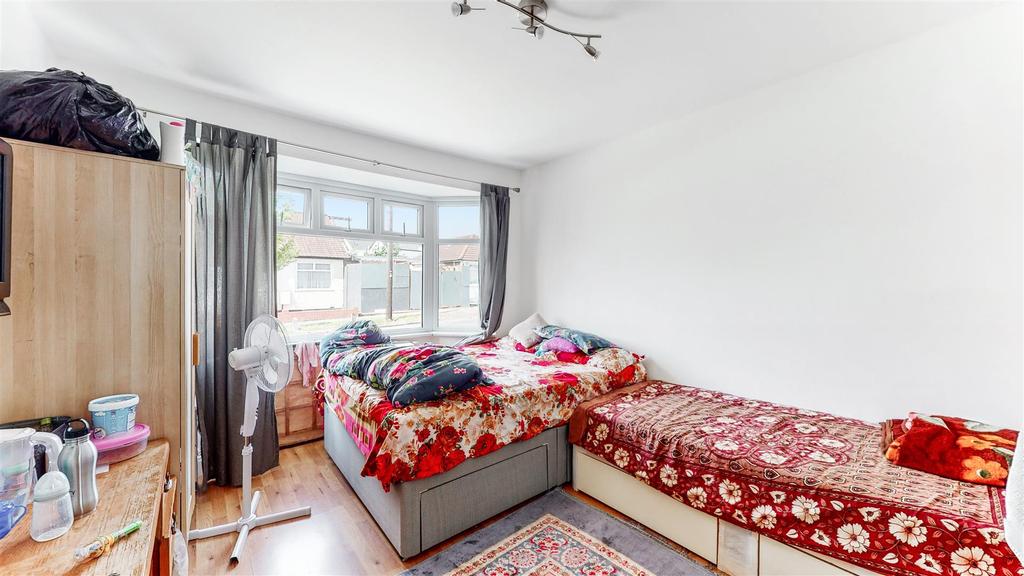 Repton Avenue 07122021 213630.jpg