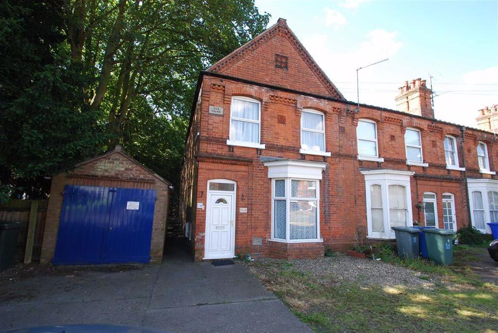 Sleaford Road, Boston 1 bed flat £48,000