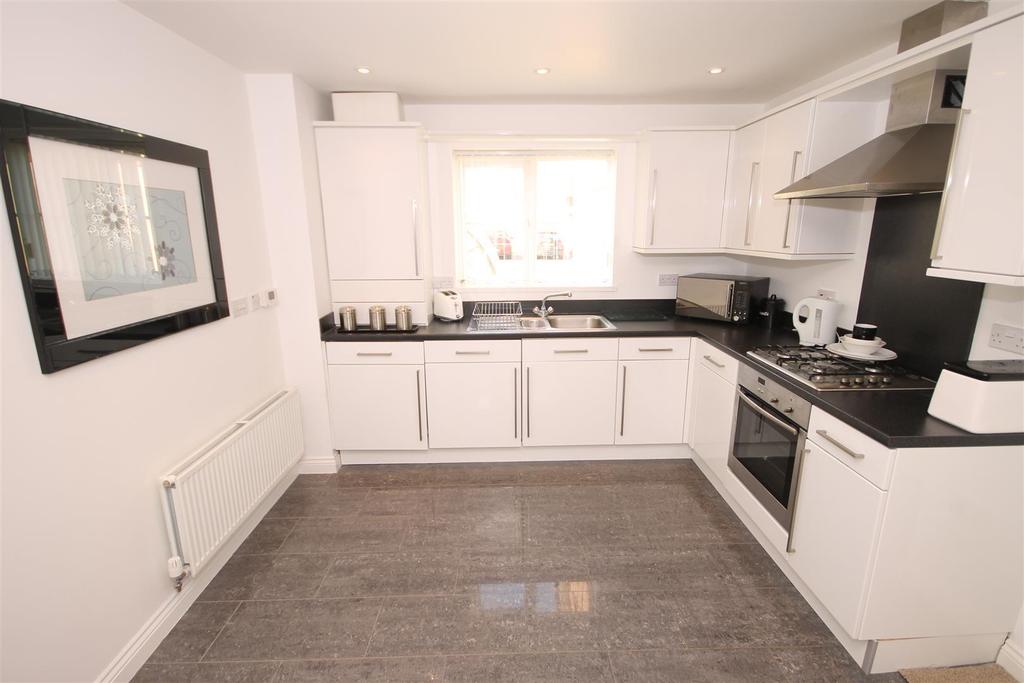 Twinleaf Apartments, Cuthbert... 2 bed apartment £525 pcm (£