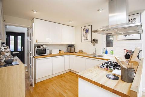 22 Cadman Square, Shenley Lodge, Milton Keynes, MK5 7DW