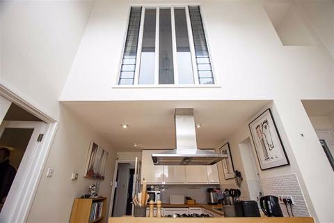 22 Cadman Square, Shenley Lodge, Milton Keynes, MK5 7DW