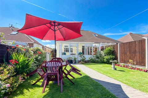 12 Benham Grove, Fareham, PO16 9LB