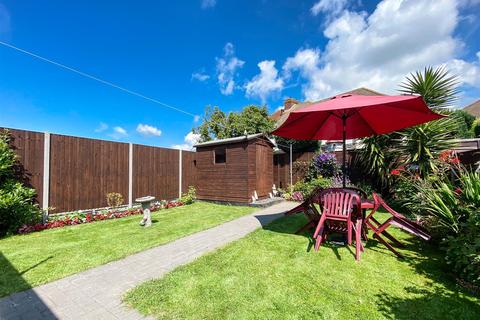 12 Benham Grove, Fareham, PO16 9LB