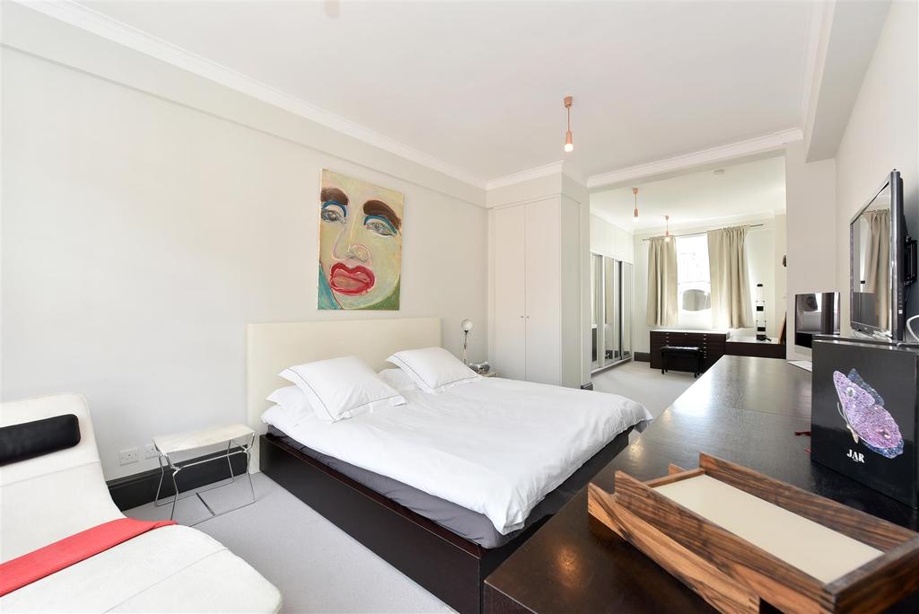 104 Bryanston Court (7).JPG