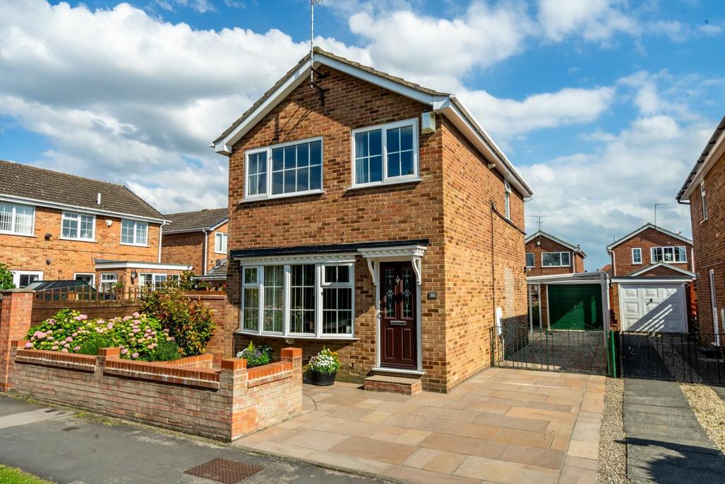 Green Lane, Clifton, York 3 bed detached house £300,000