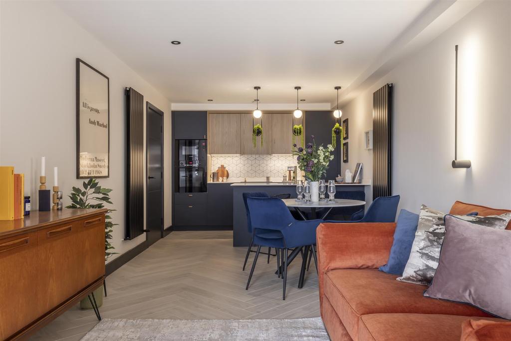 Toy Makers Yard, Fulham, London 2 bed apartment £675,000